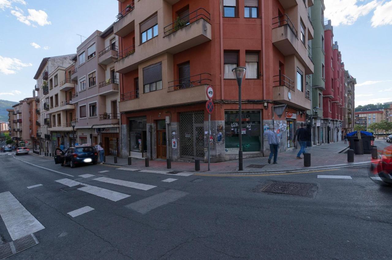 Vivienda Turistica Junto Al Ayuntamiento Bilbau Exterior foto
